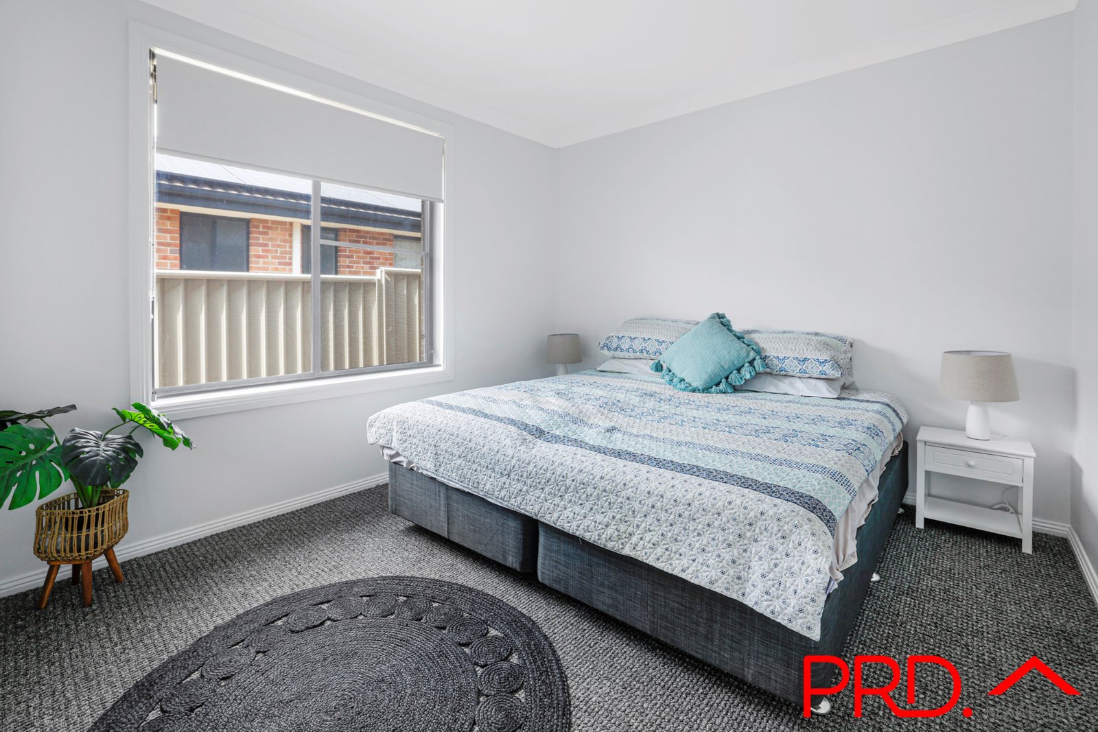 8 Lindsay Road TAMWORTH 3