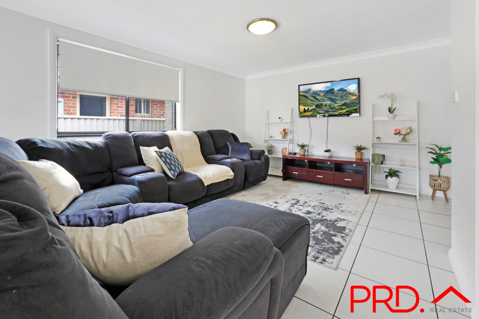 8 Lindsay Road TAMWORTH 8