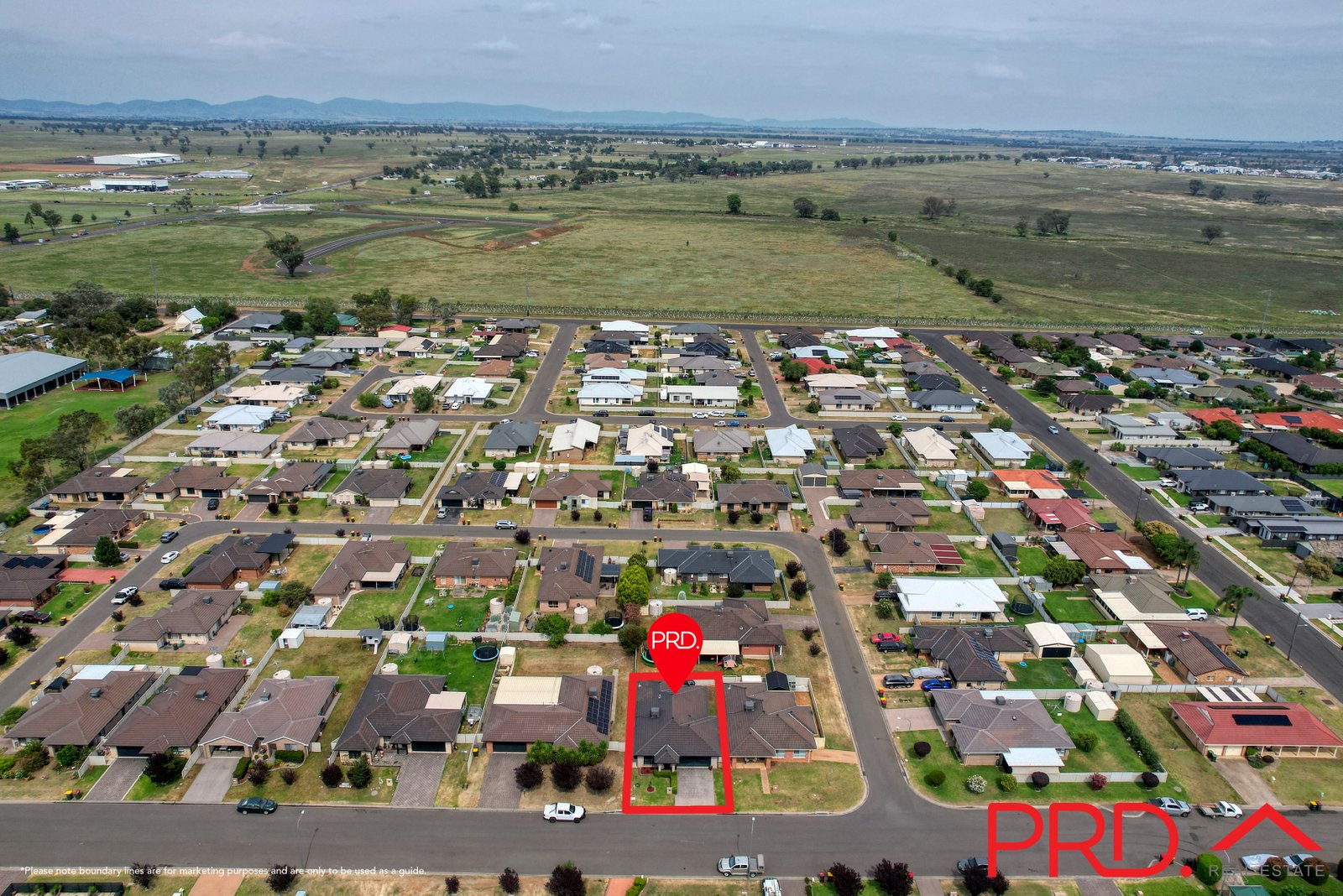 8 Lindsay Road TAMWORTH 22