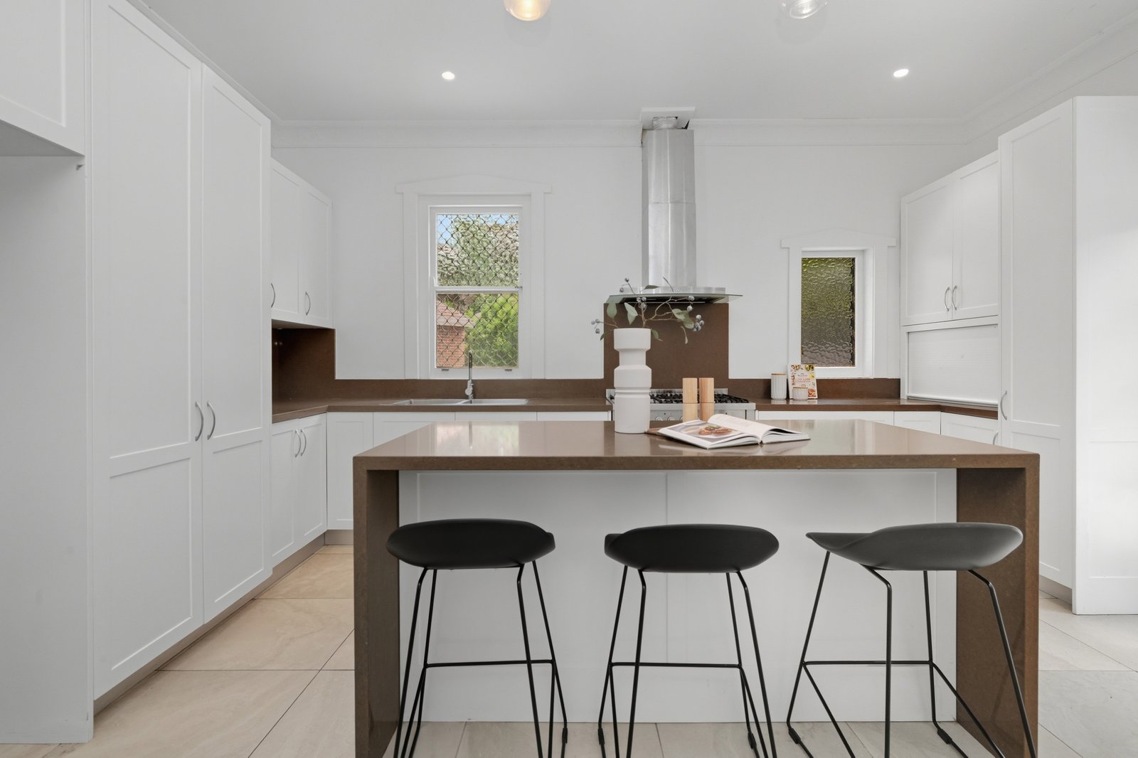 8 Loch Maree Crescent CONNELLS POINT 9