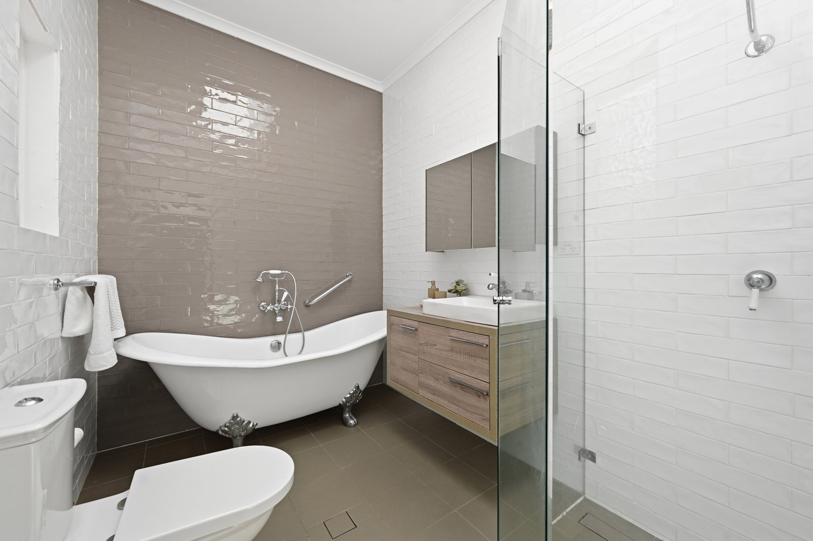 8 Loch Maree Crescent CONNELLS POINT 15