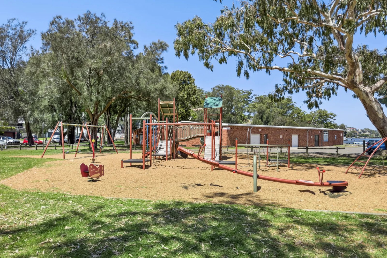 8 Loch Maree Crescent CONNELLS POINT 25