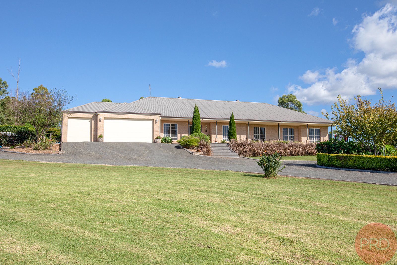 8 Lochill Close LOCHINVAR 24