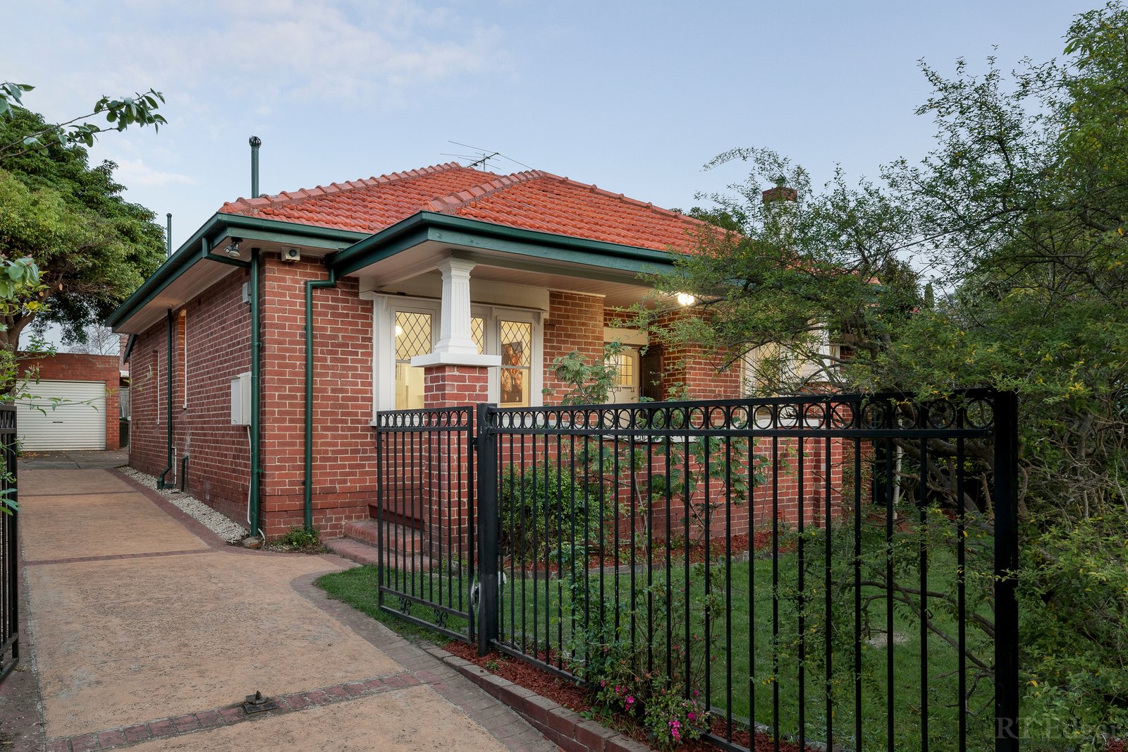 Real Estate and Property in 8 Lockhart Street, Camberwell, VIC