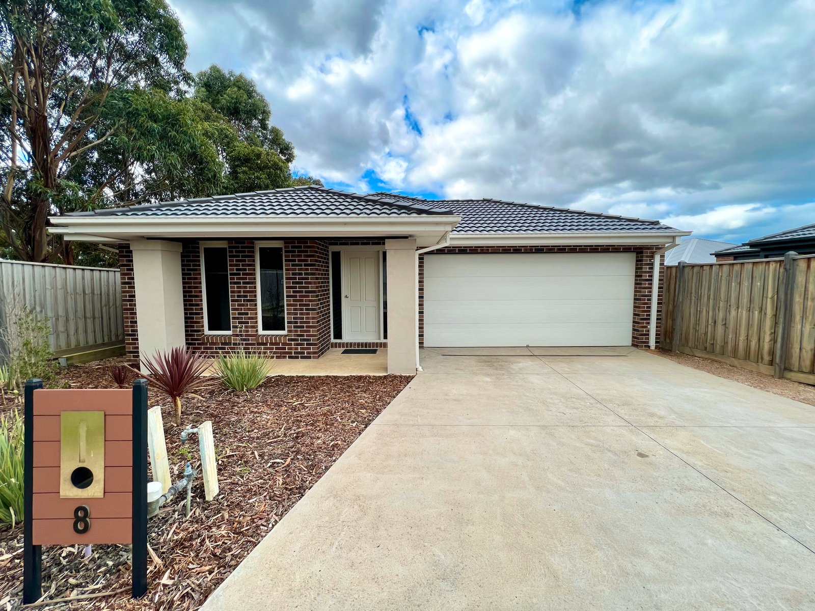 8 Lodge Place, ARMSTRONG CREEK VIC 3217 Buxton 2022