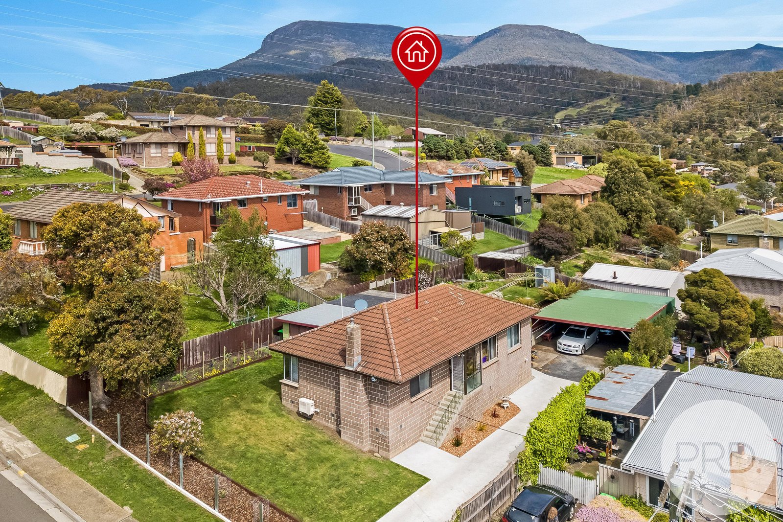 8 Loftus Street GLENORCHY 5