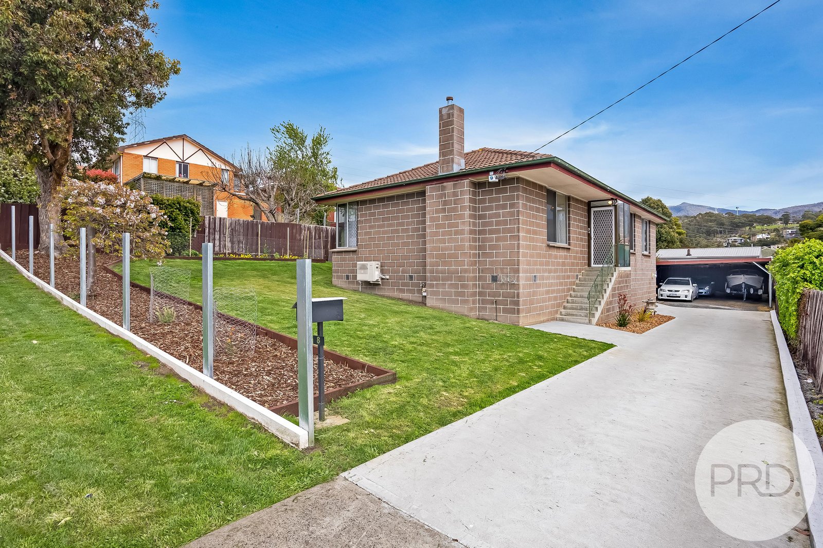 8 Loftus Street GLENORCHY 20