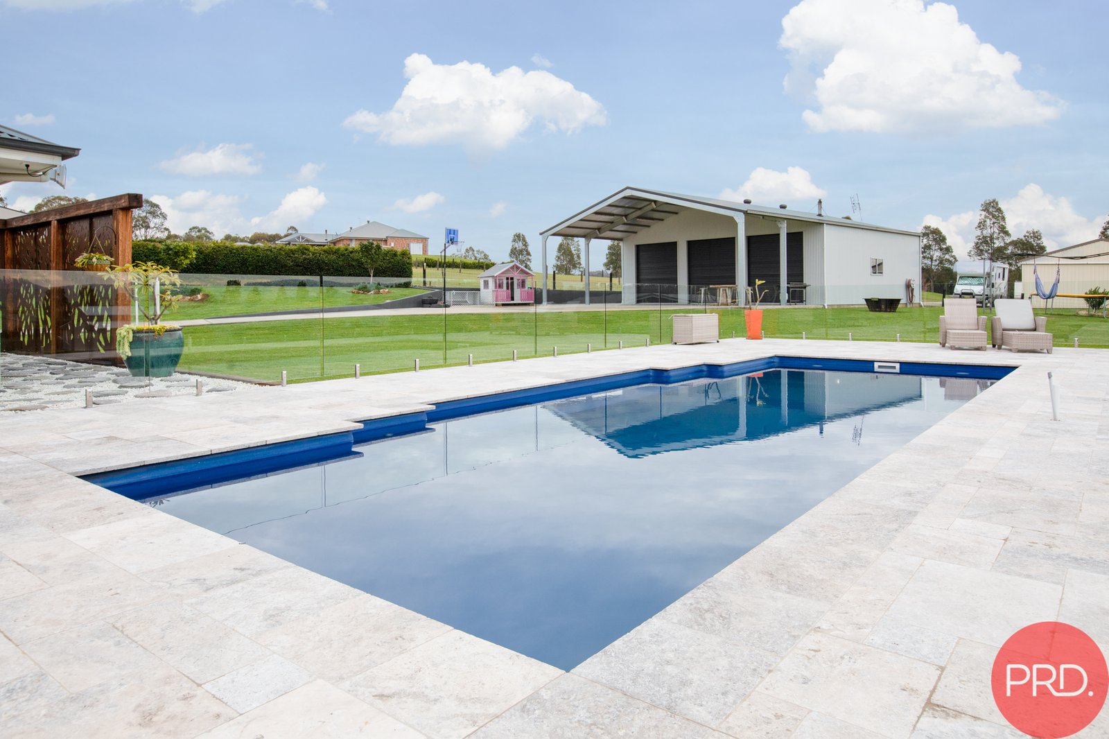 8 Lomandra Place WINDELLA 2