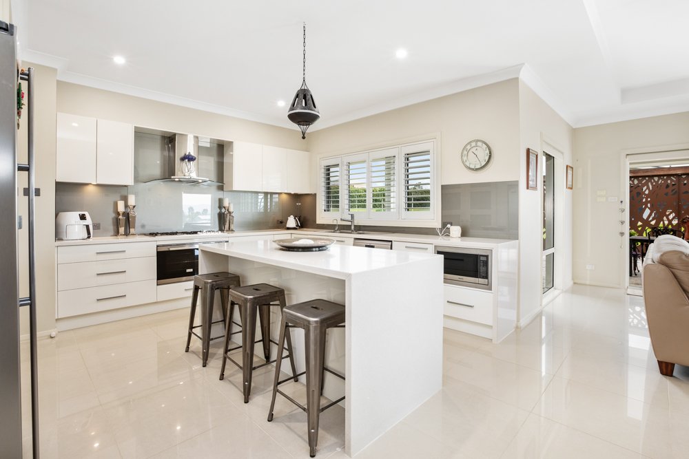 8 Lomandra Place WINDELLA 8