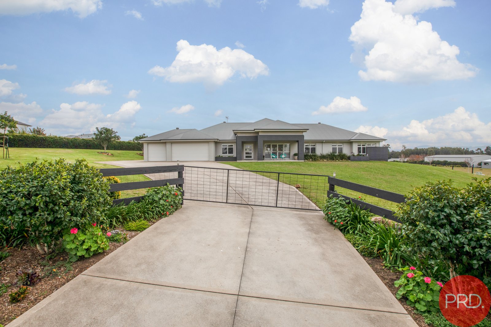 8 Lomandra Place WINDELLA 13