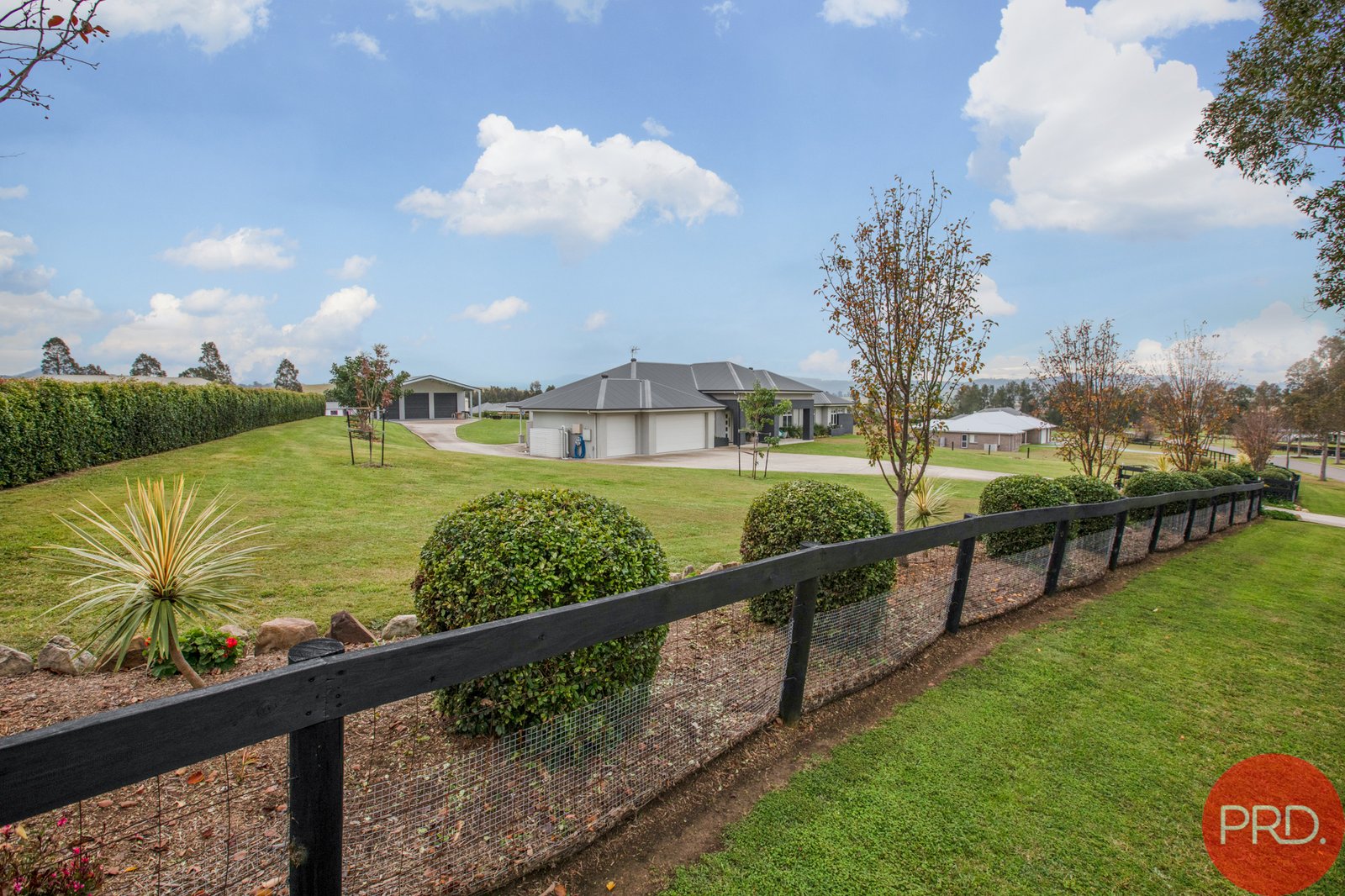 8 Lomandra Place WINDELLA 34