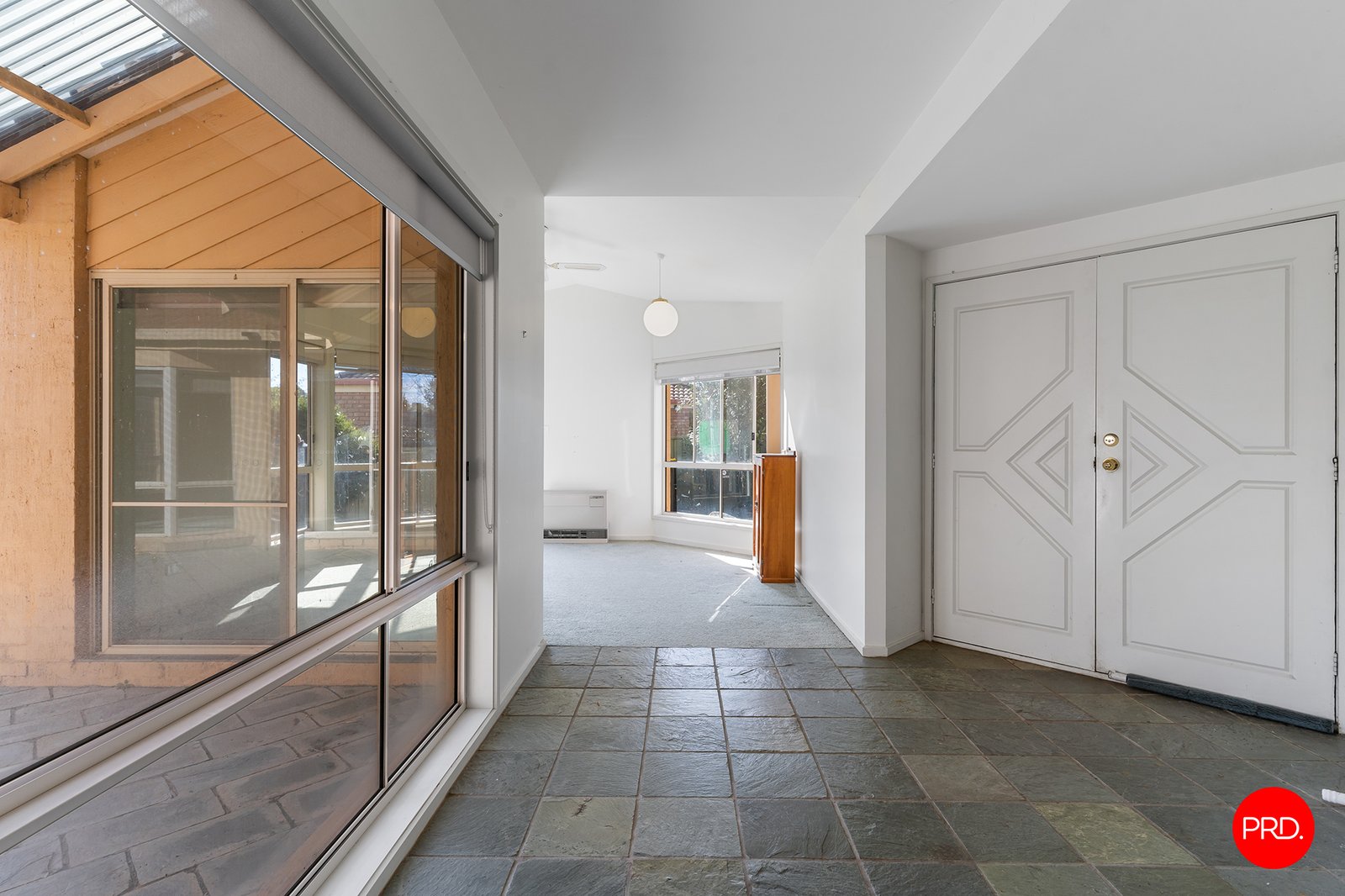 8 Lona Close SPRING GULLY 5