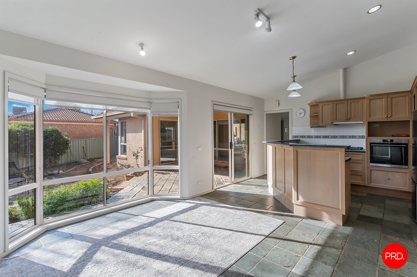 8 Lona Close SPRING GULLY 8