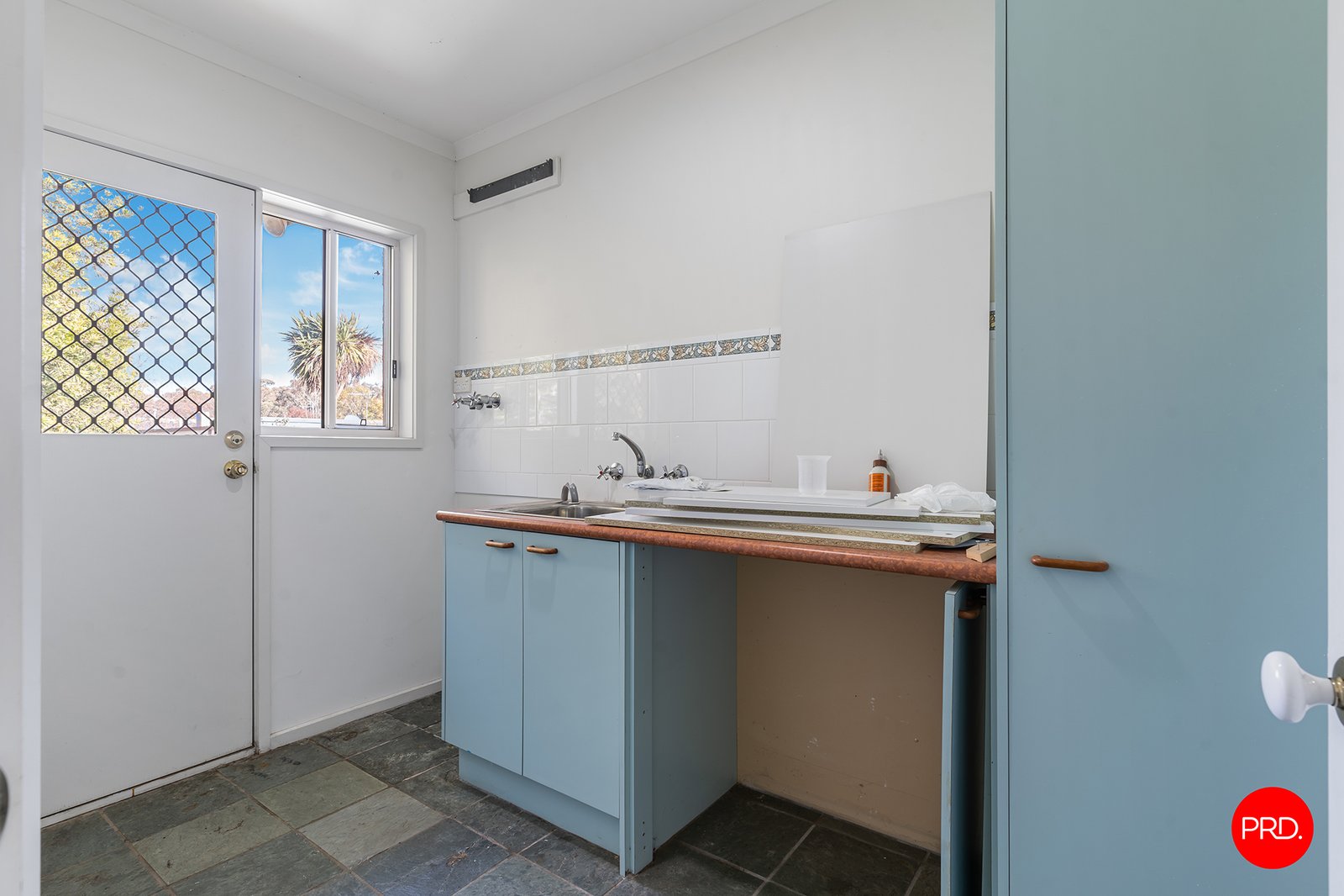 8 Lona Close SPRING GULLY 17