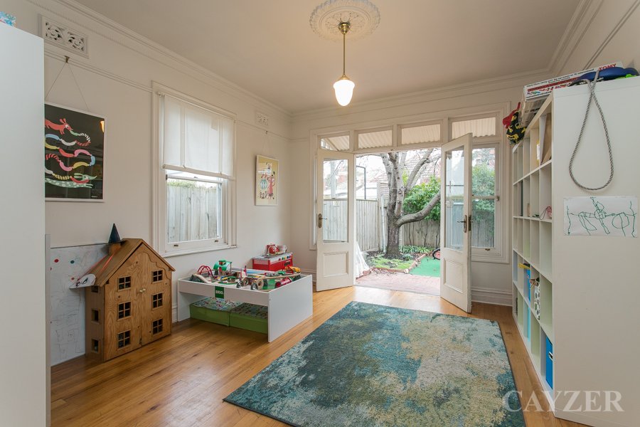 Gallery: 8 Longmore Street