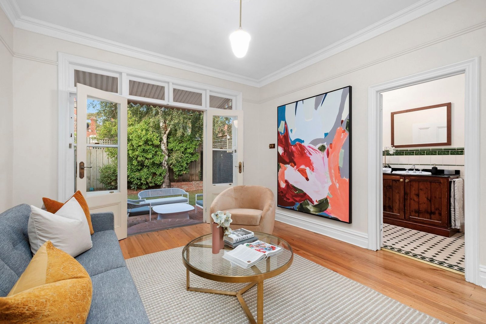 Gallery: 8 Longmore Street