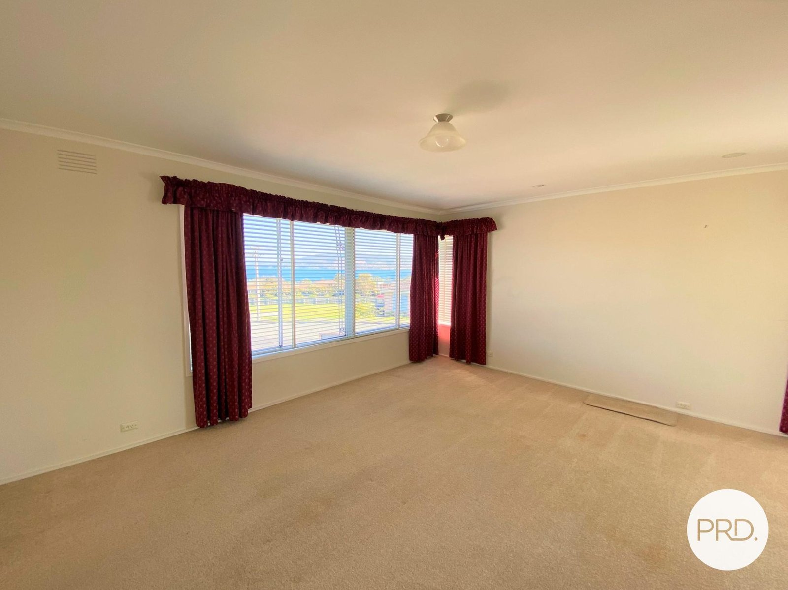 8 Lorne Crescent HOWRAH 5