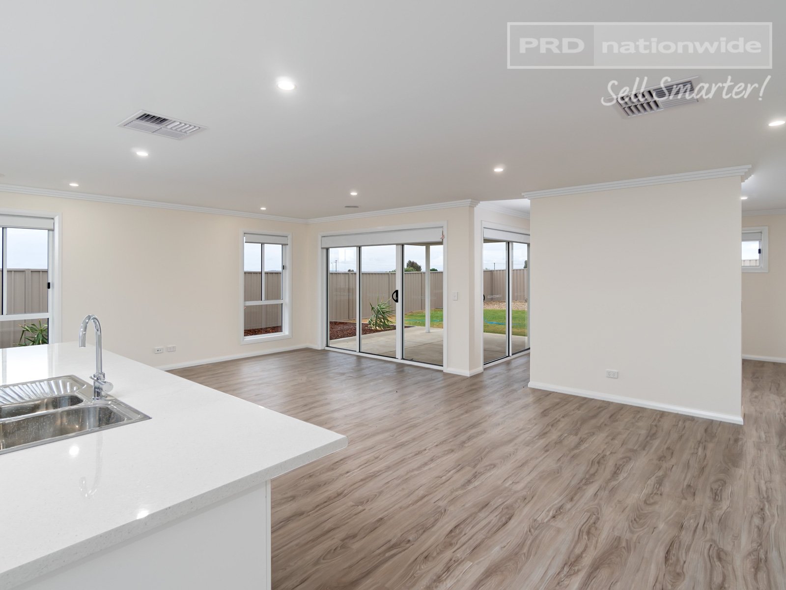 8 Lovell Place LLOYD 6