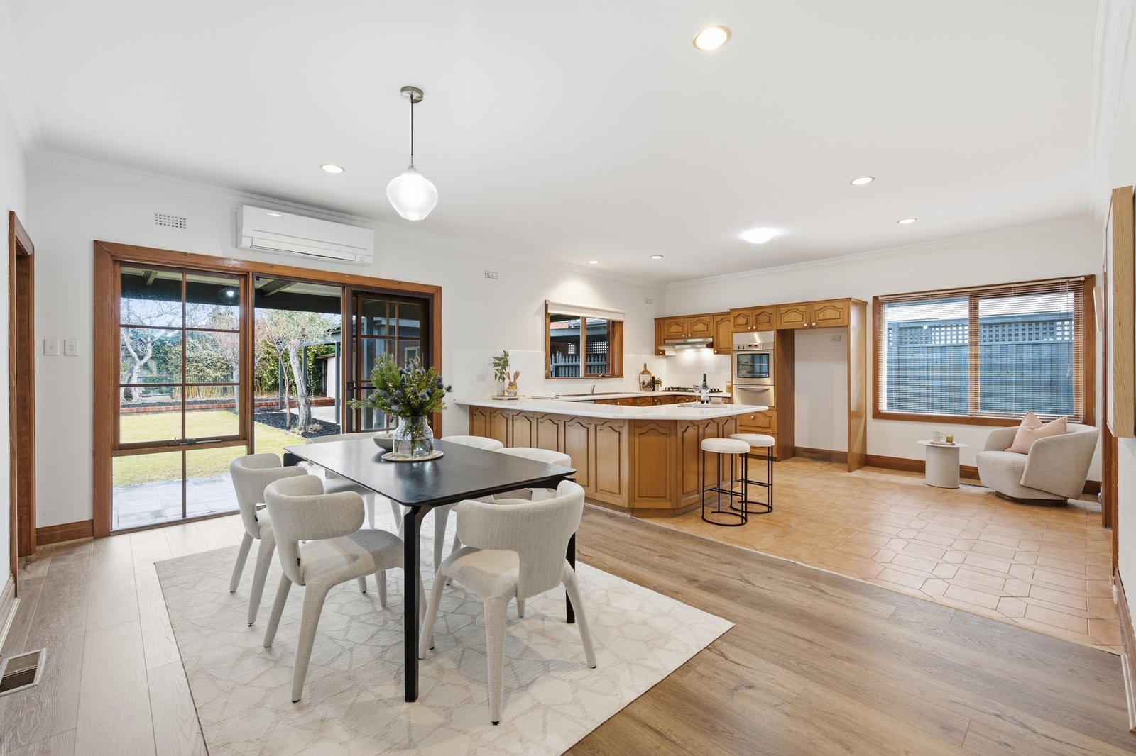 Gallery: 8 Ludstone Street