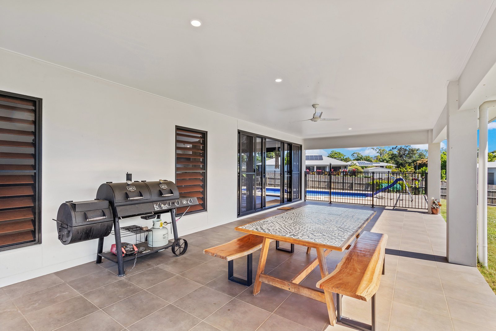 8 Lyndon Court CANNON VALLEY 16