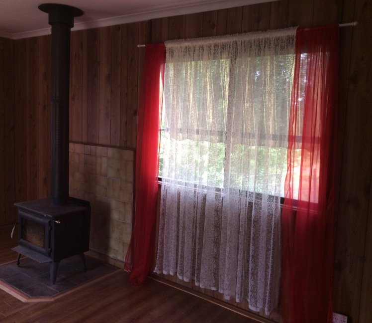 8 Lyne St  TUMBARUMBA 3