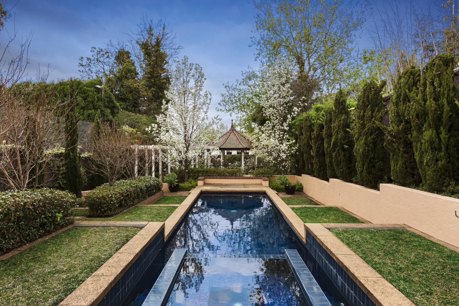 Real Estate and Property in 8 Macquarie Road, Toorak, VIC