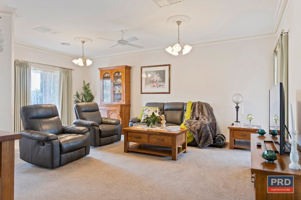 8 Majors Road EAGLEHAWK 2