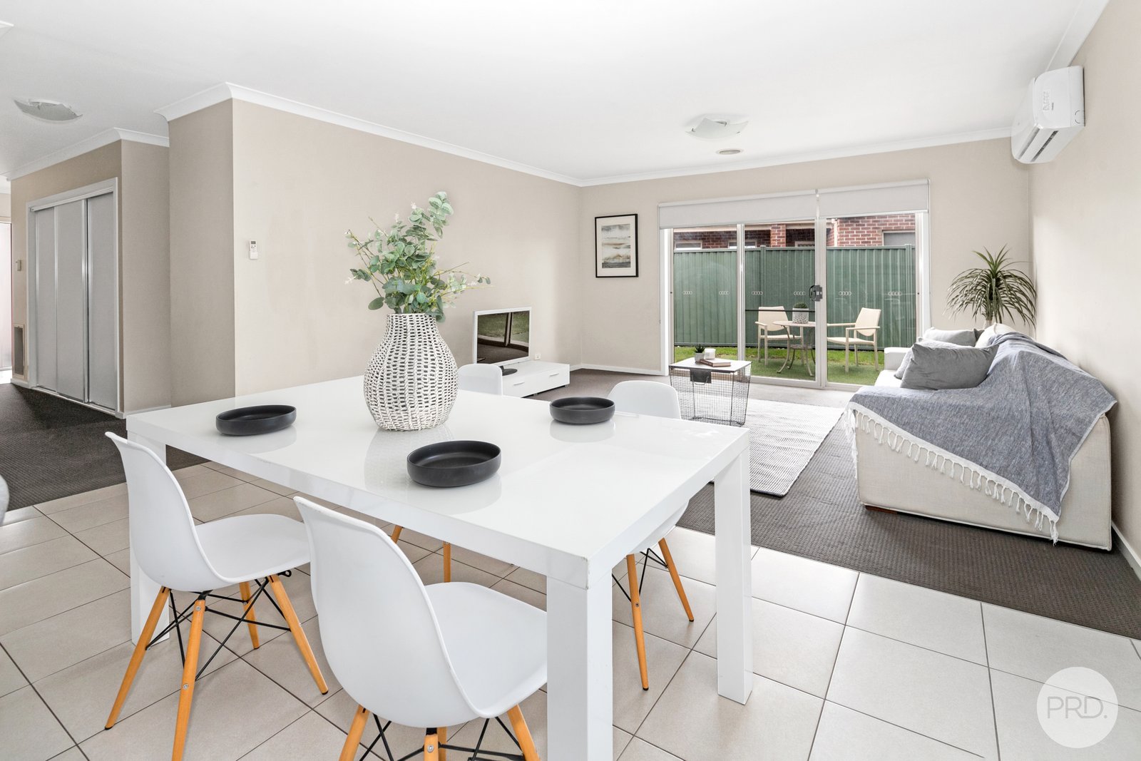 8 Malcolm Court BROWN HILL 4