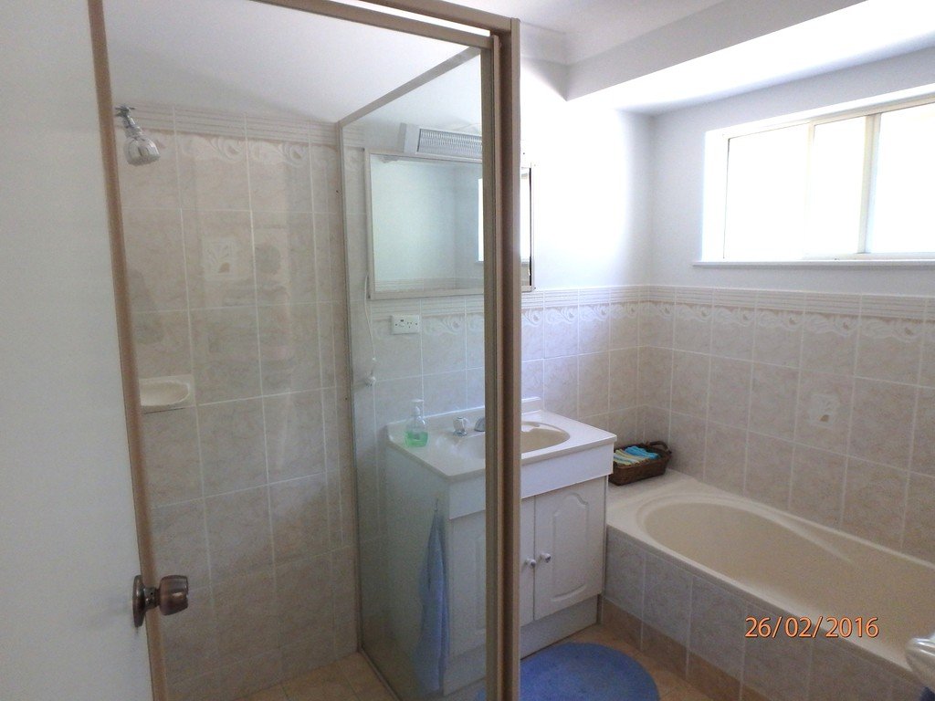 8 Mangrove Close LAKEWOOD 5