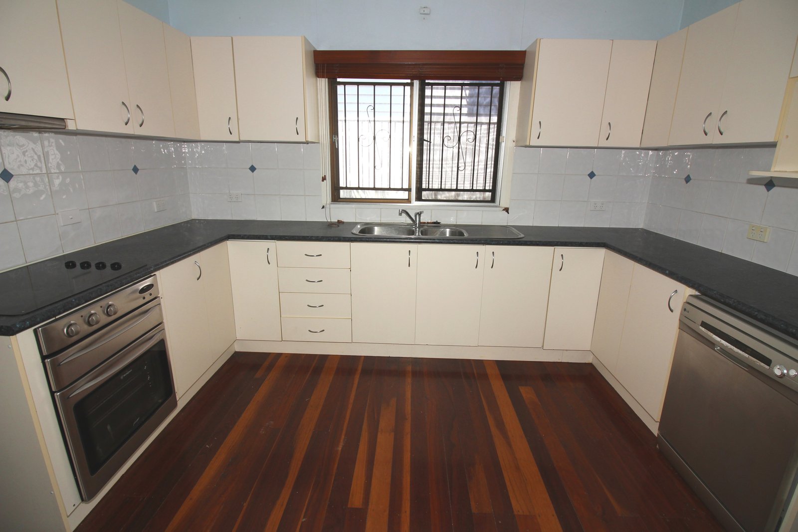 8 Mann Avenue NORTHGATE 4