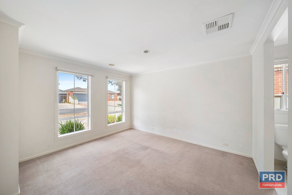 8 Manna Gum Drive EPSOM 3