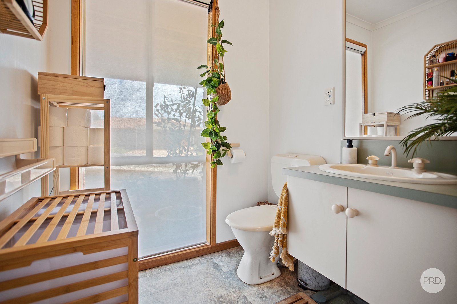 8 Manooka Court CALIFORNIA GULLY 7