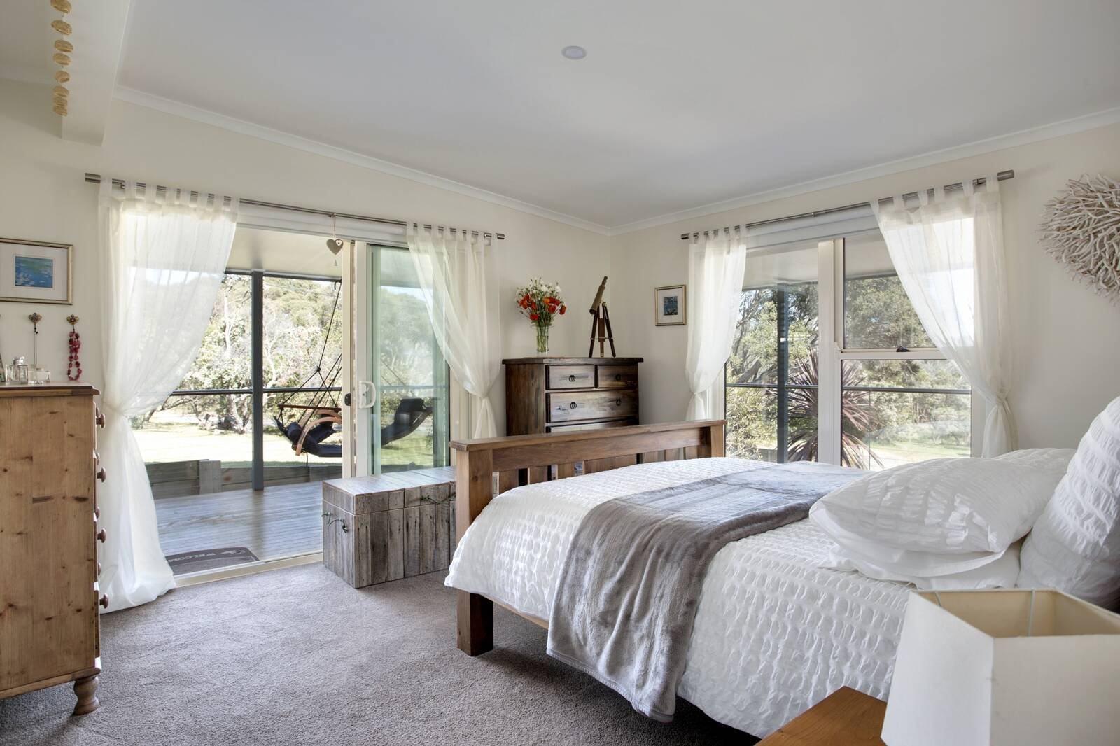 Real Estate and Property in 8 Marianne Avenue, Rye, VIC