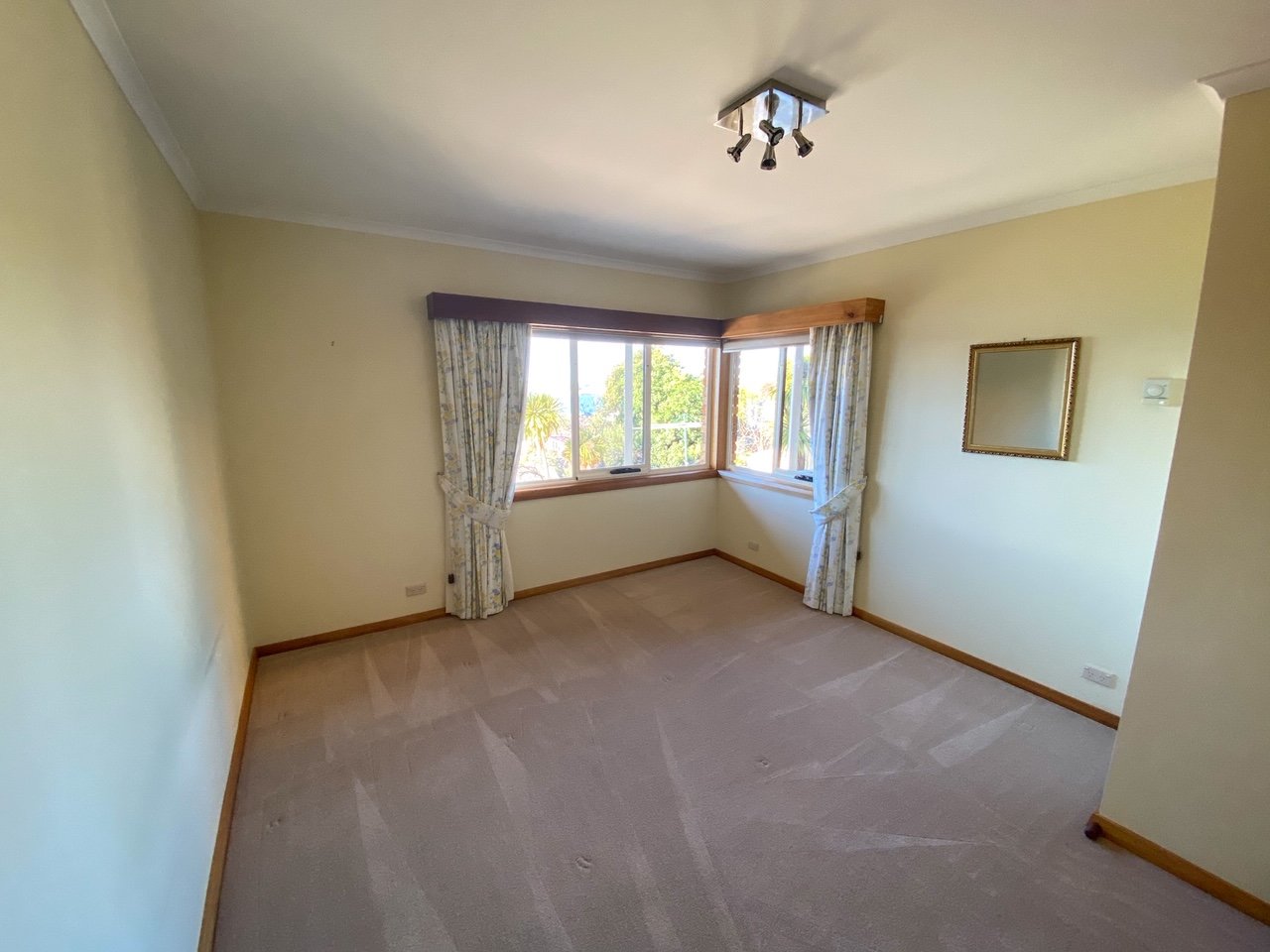 8 Marlborough Street SANDY BAY 15
