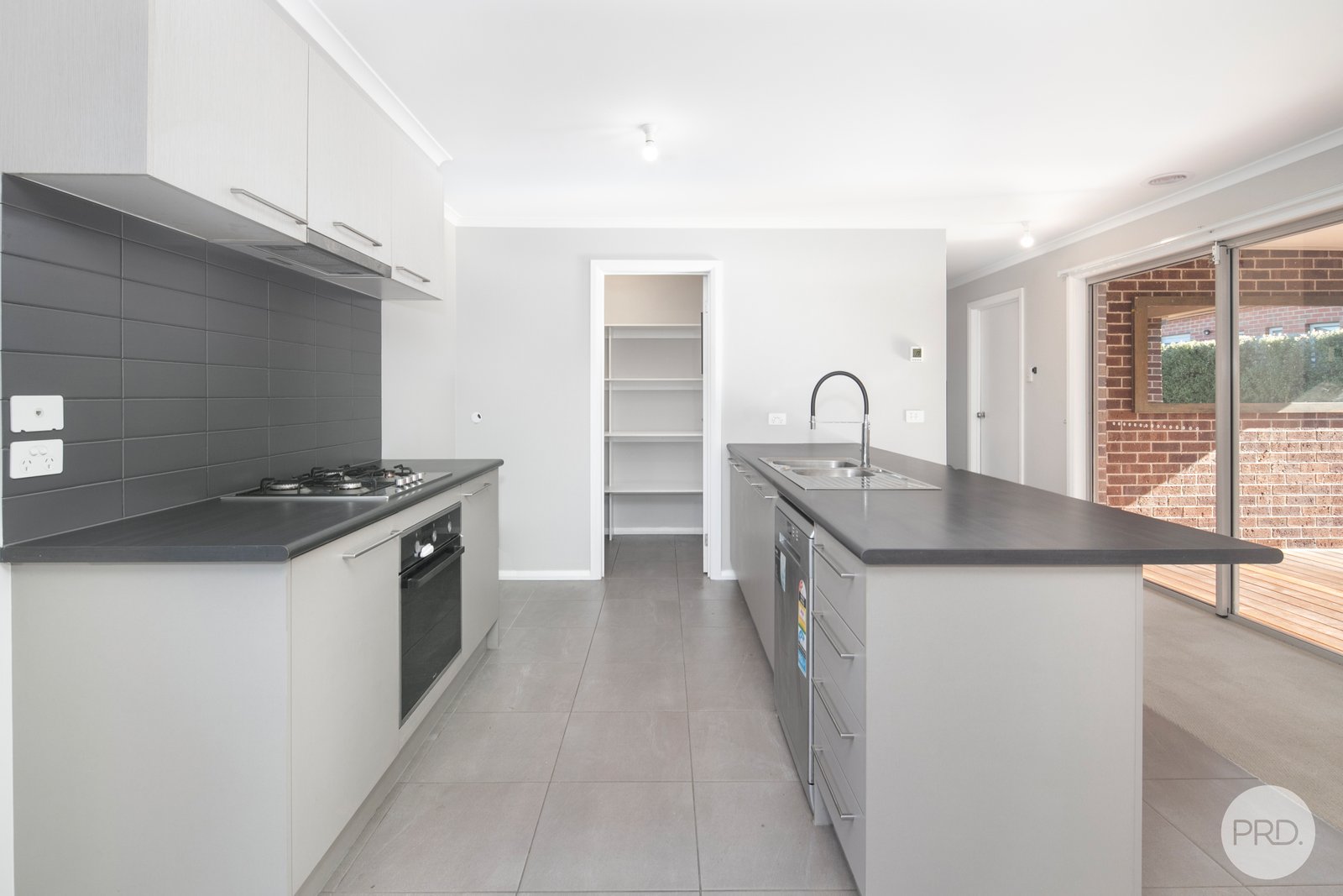 8 Marxsen Parade LUCAS 5