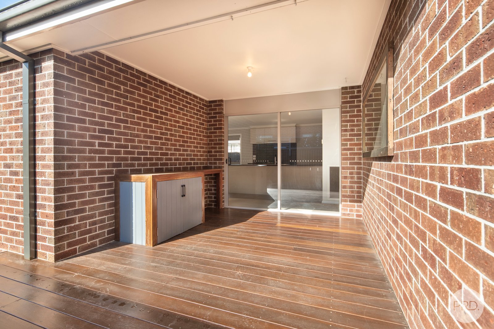 8 Marxsen Parade LUCAS 12