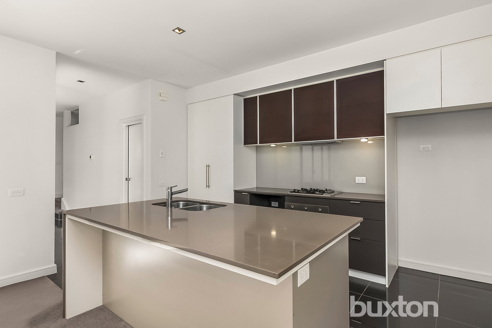 Gallery: 8 Marylebone Drive