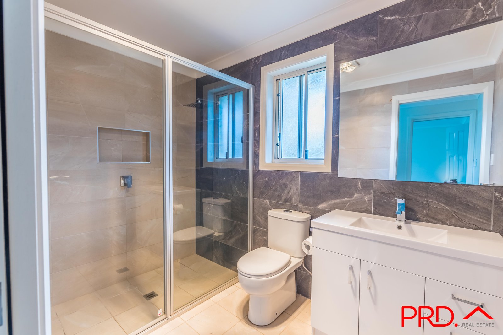 8 Maunder Street MOONBI 10