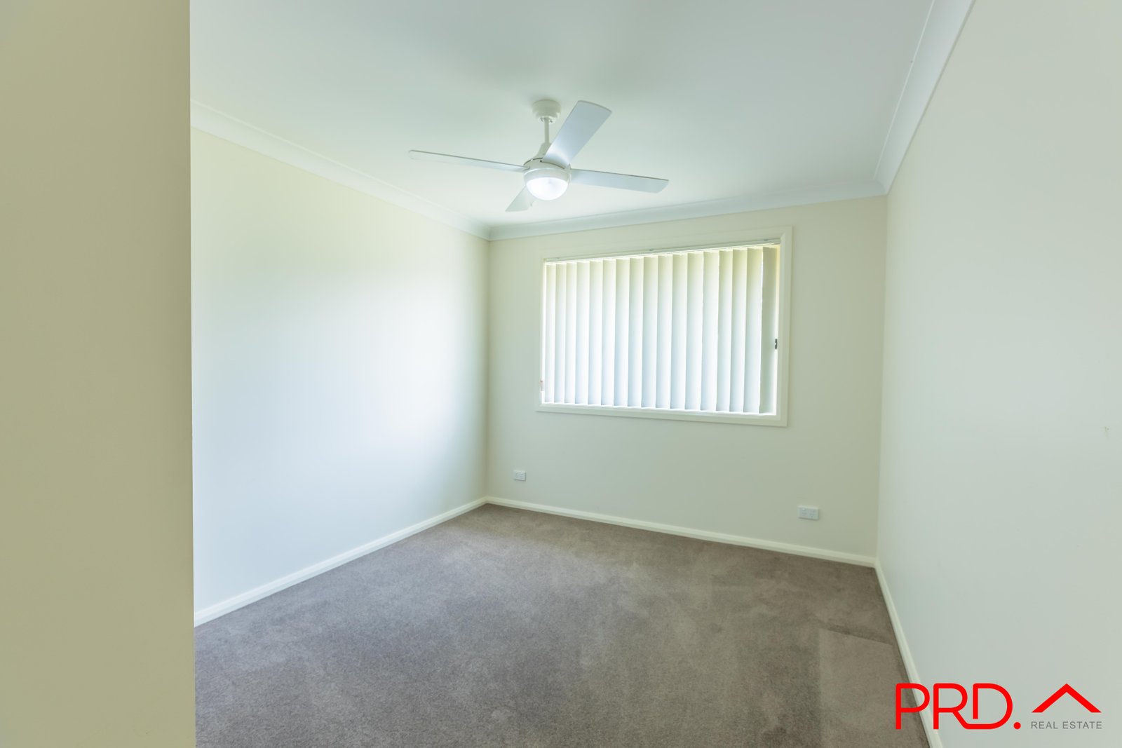 8 Maunder Street MOONBI 12