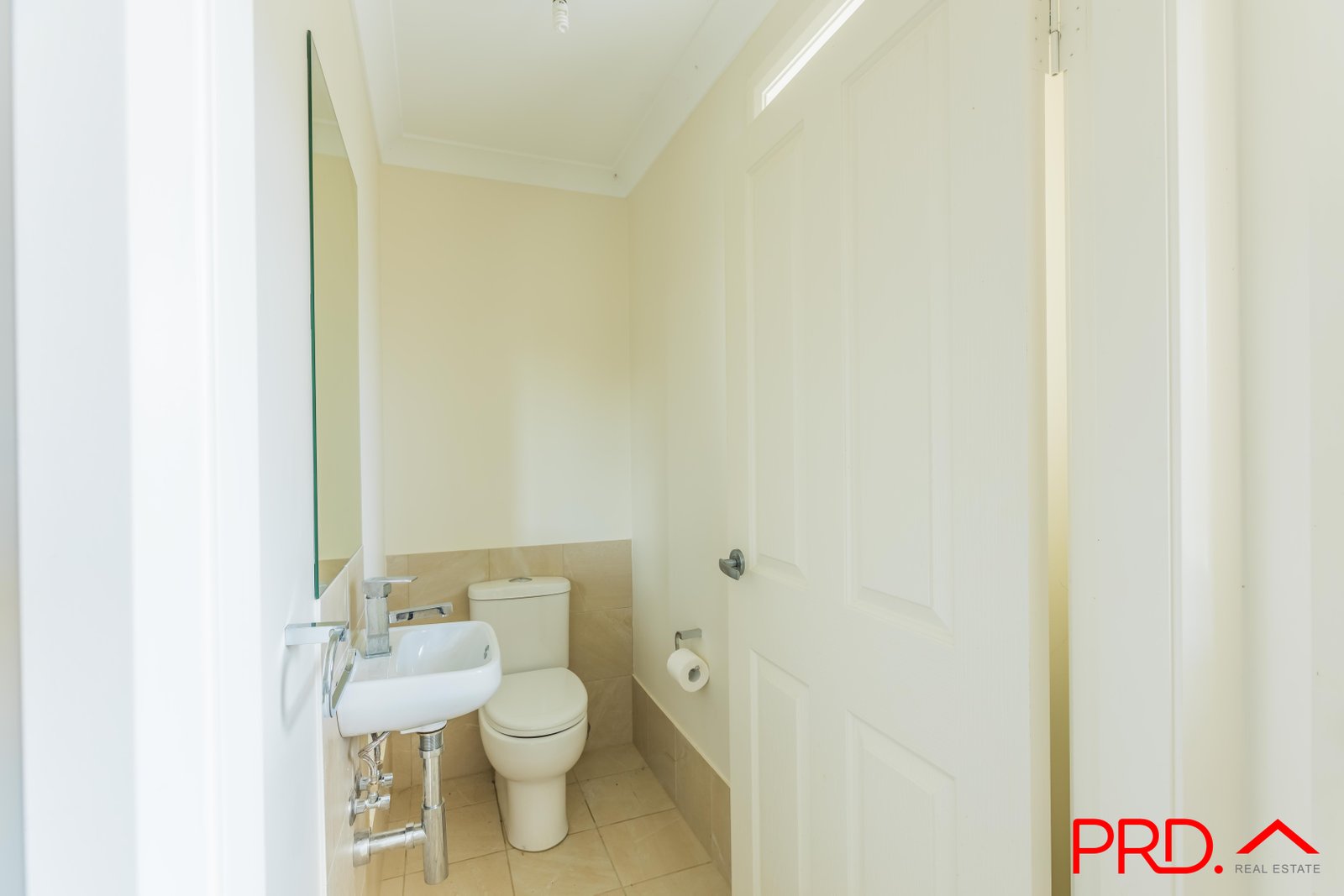 8 Maunder Street MOONBI 16