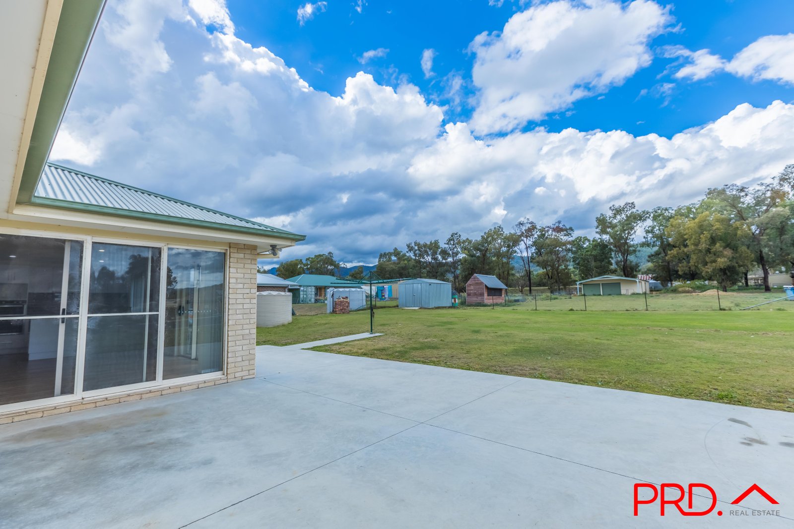 8 Maunder Street MOONBI 17