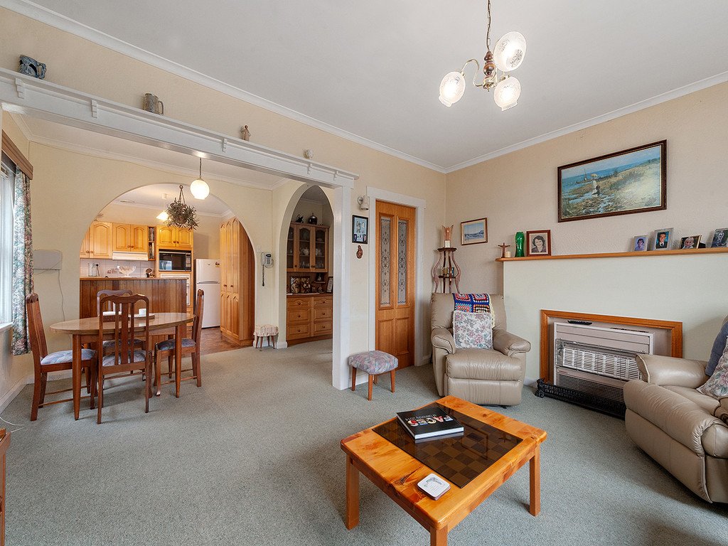 8 Mavis Court GLENORCHY 9