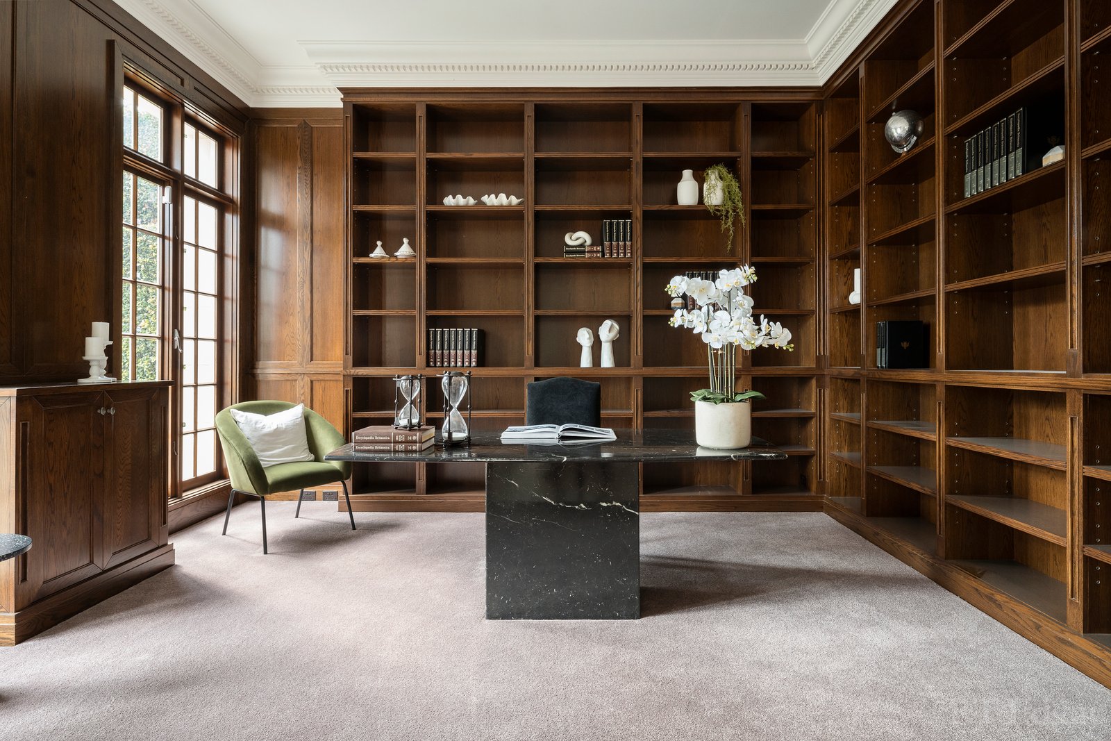 Real Estate and Property in 8 Maxwell Court, Toorak, VIC