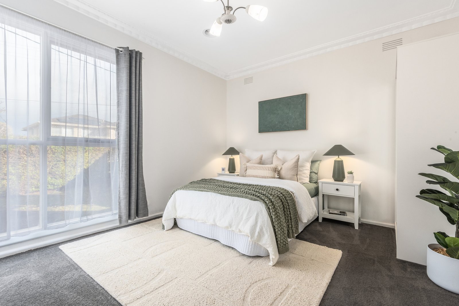 Gallery: 8 May Street