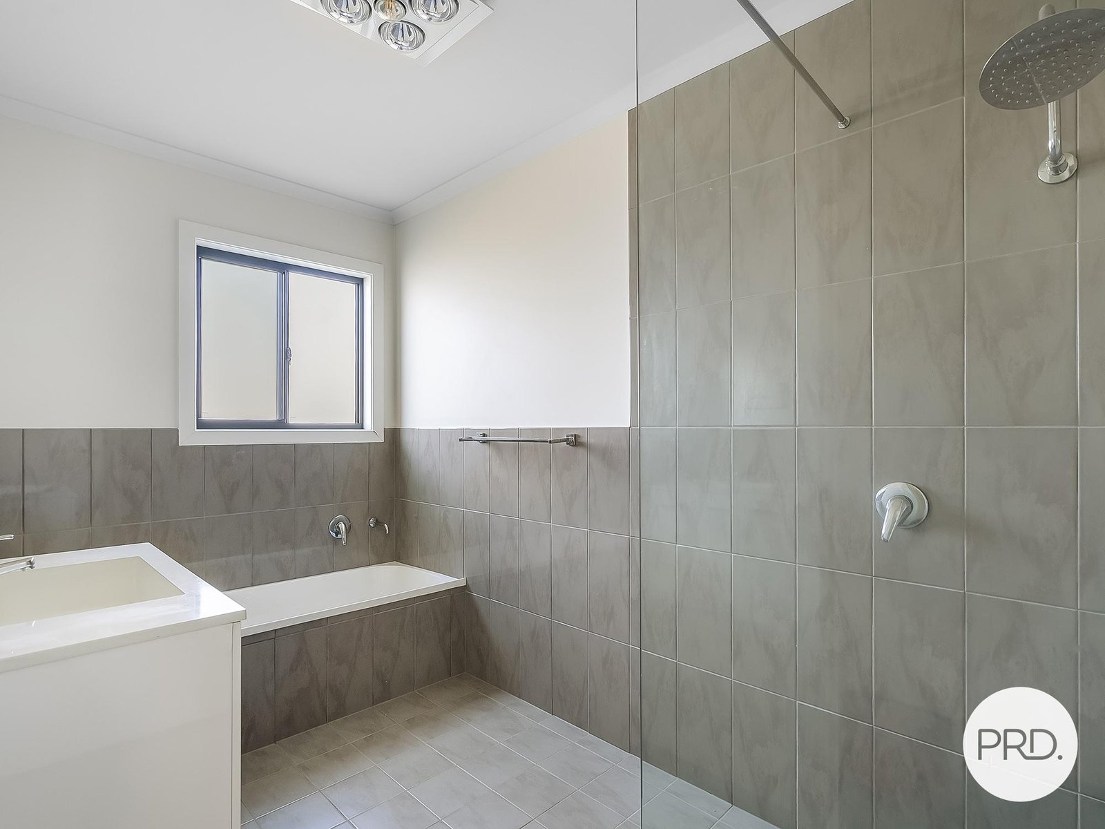 8 McGill Rise CLAREMONT 8