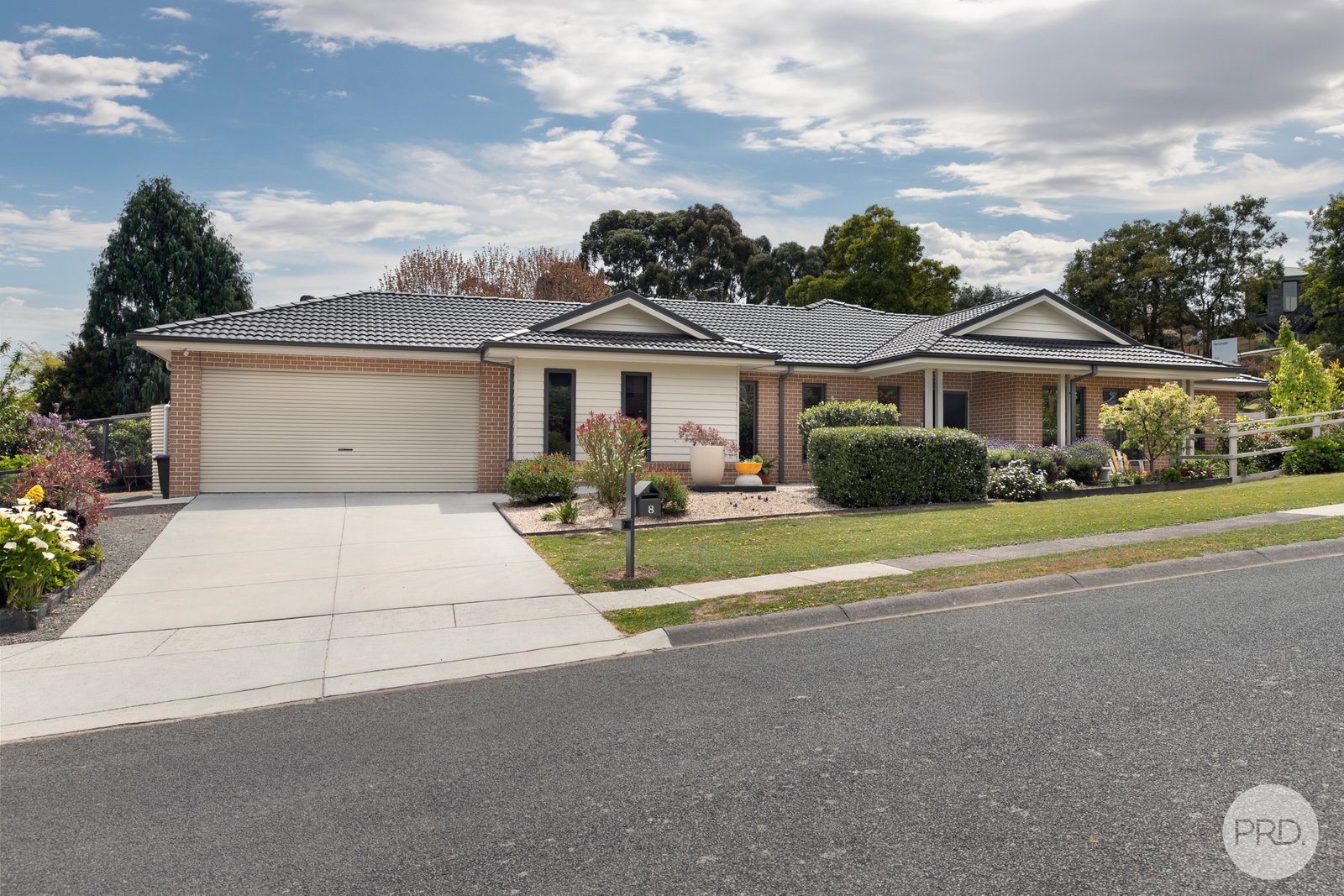 8 McManus Drive MOUNT PLEASANT 1