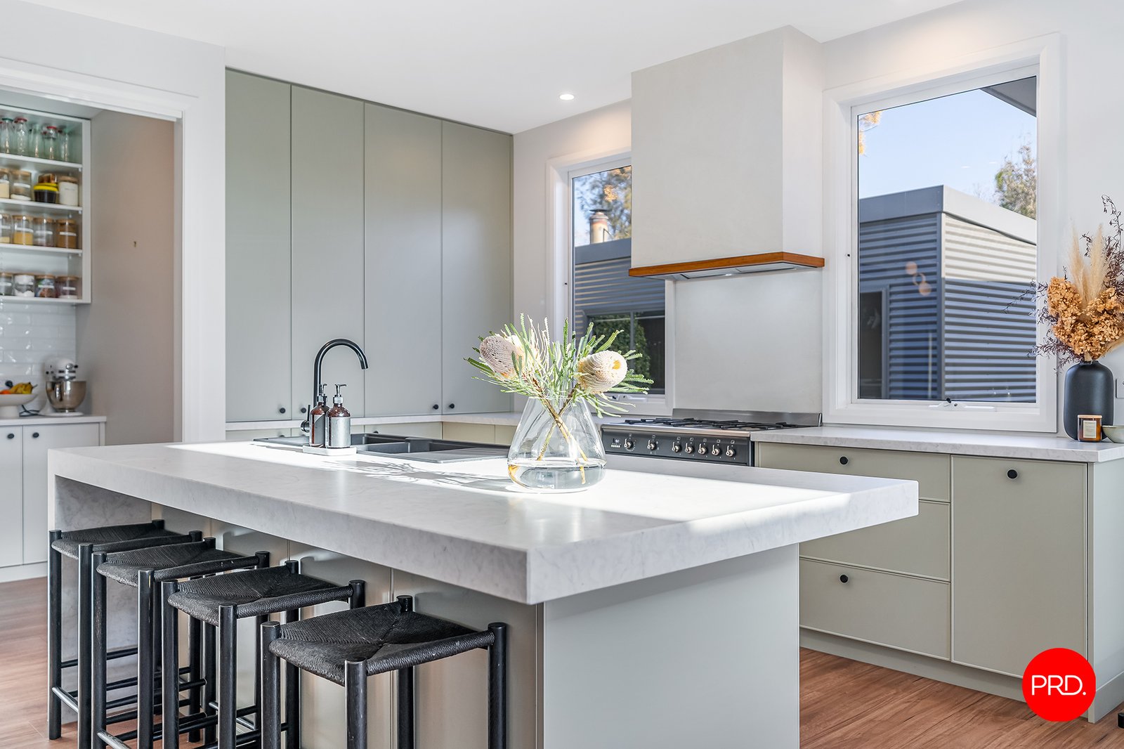 8 McMillan Street KENNINGTON 7