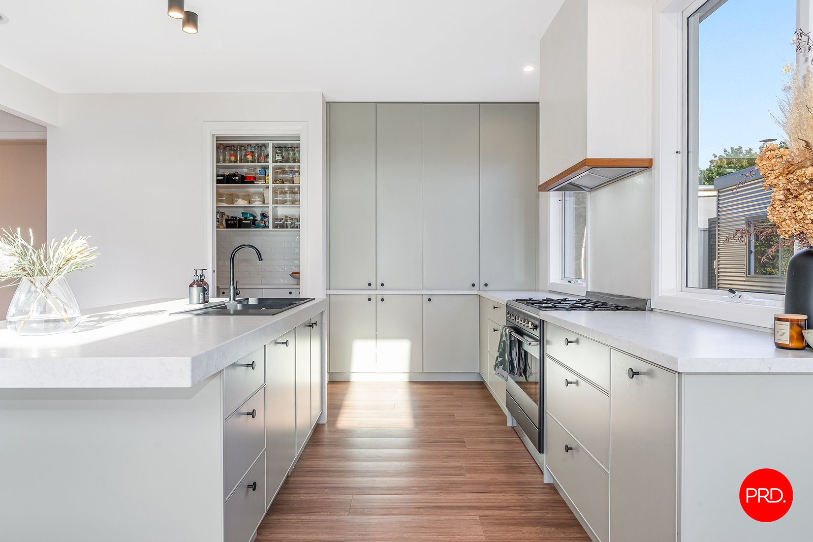 8 McMillan Street KENNINGTON 10