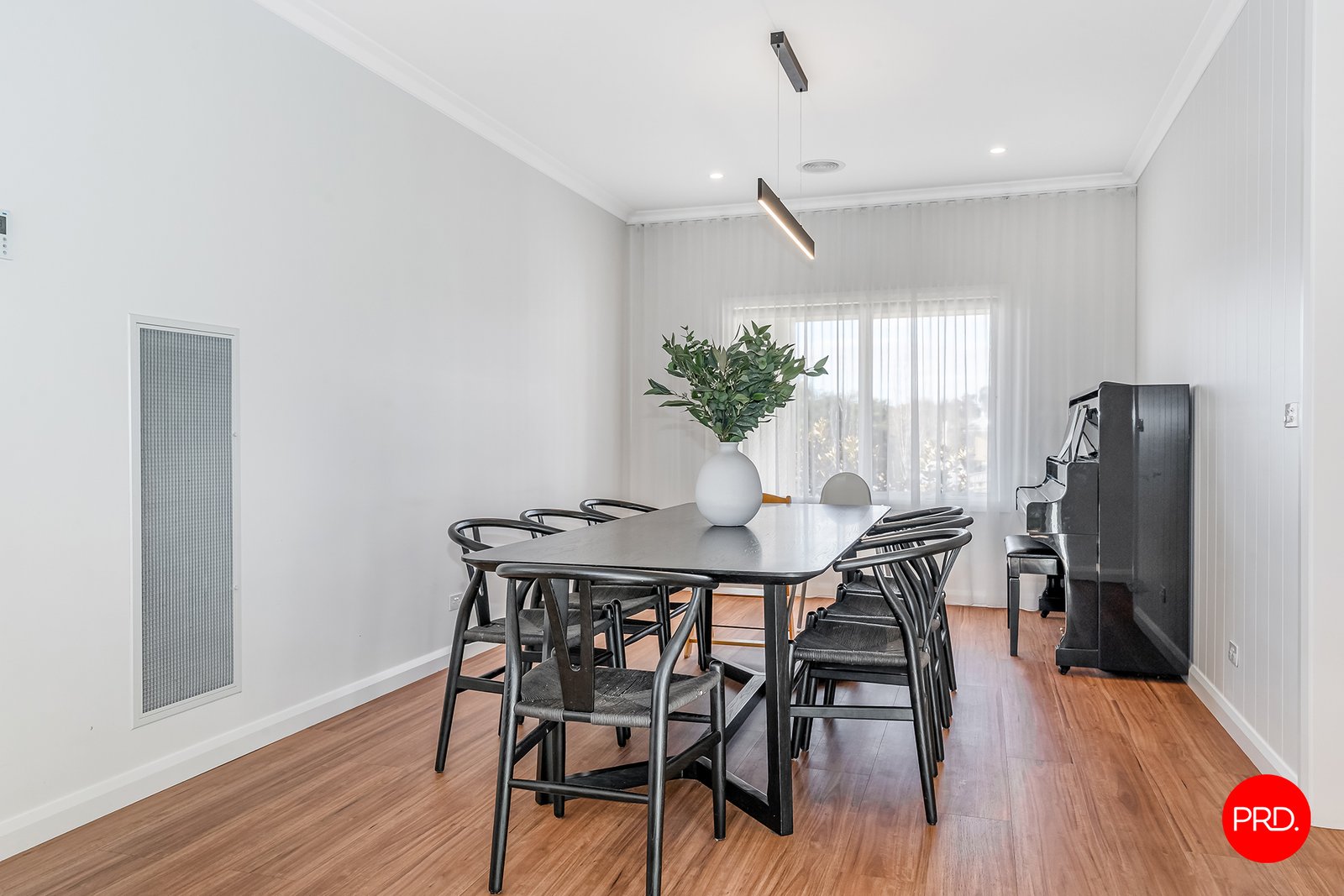 8 McMillan Street KENNINGTON 11