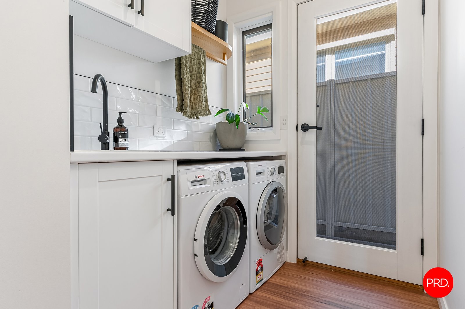 8 McMillan Street KENNINGTON 15